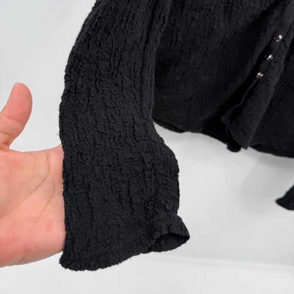 J Jill Top Women Large Black Long Sleeve Snap Button Up Crinkle Lightweight - Picture 2 of 11